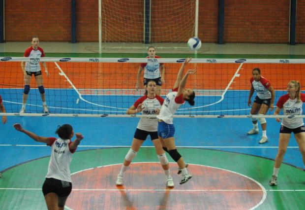 Pauta São José leva 3 sets a 0 da Sollys/Osasco pela Superliga Feminina de Vôlei Debora Klempous /clicRBS Pauta São José leva 3 sets a 0 da Sollys/Osasco pela Superliga Feminina de Vôlei Debora Klempous /clicRBS