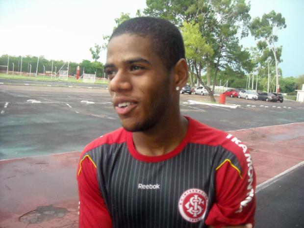 Wagner Libano revela angústia com indefinição no Inter B Diego Guichard/