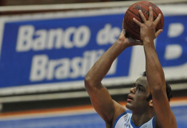 Líderes vencem na segunda rodada do returno da NBB Divulgação /