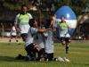 Jogadores do Figueirense comemoram o primeiro gol, de Jean Carioca