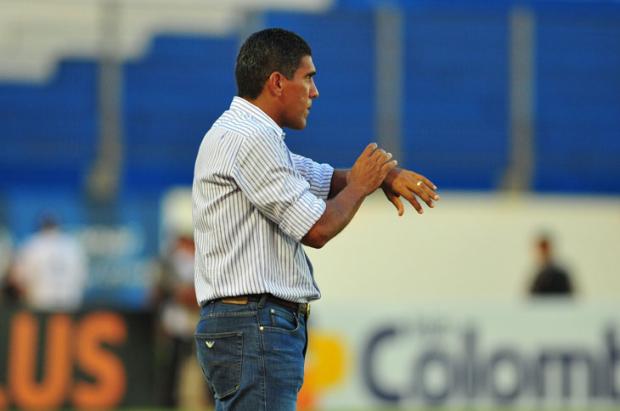 Para Silas, time do Grêmio começa a se tornar competitivo Fernando Gomes /