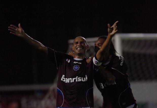 Caxias vence por 2 a 0 o Ypiranga no Estádio Centenário pelo Gauchão 2010 Porthus Junior/