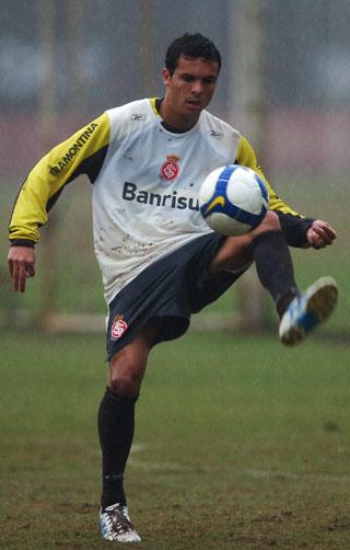 Inter "tirou o time de campo" no caso Ramon, diz Chumbinho Daniel Marenco, Banco de Dados /clicRBS