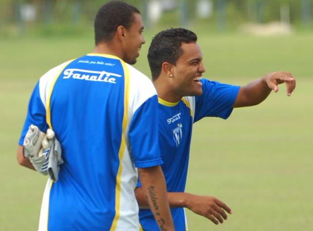 Vandinho pode ser a novidade do Avaí entre os relacionados contra o Coritiba Roberto Scola /