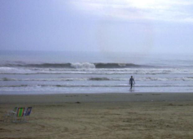 Semana começa com ondas pequenas nas praias gaúchas Ki Fornari/ Semana começa com ondas pequenas nas praias gaúchas Ki Fornari/