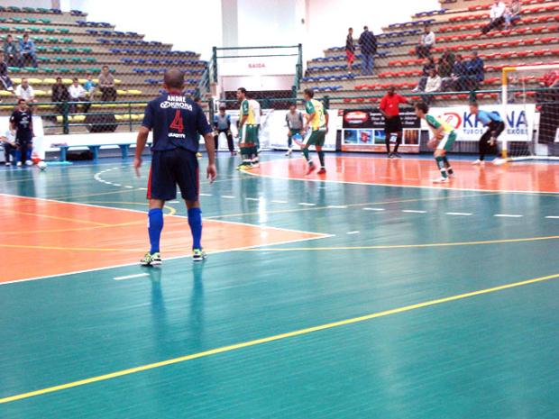 Krona Futsal estreia com empate no Torneio de Verão Cidade de Gramado Divulgação/ Krona Futsal estreia com empate no Torneio de Verão Cidade de Gramado Divulgação/