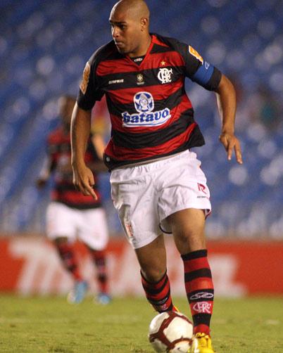 Bruno defende Adriano: Quem nunca saiu na mão com a mulher? Divulgação, Vipcomm/clicRBS Bruno defende Adriano: Quem nunca saiu na mão com a mulher? Divulgação, Vipcomm/clicRBS