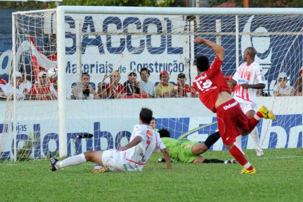 Autor do gol, Eltinho espera dar mais alegrias aos colorados Jean Pimentel, Especial/clicRBS