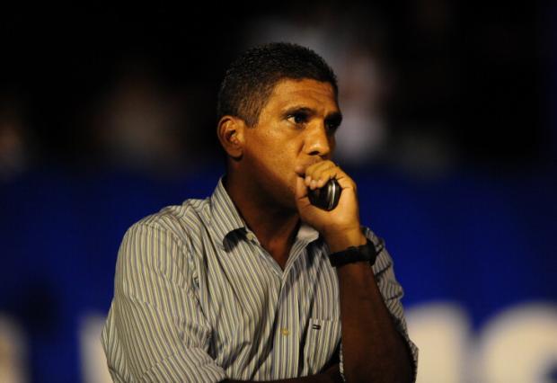 Duda Kroeff defende Silas: "Ele nos deu uma taça" Diego Vara/ Duda Kroeff defende Silas: "Ele nos deu uma taça" Diego Vara/