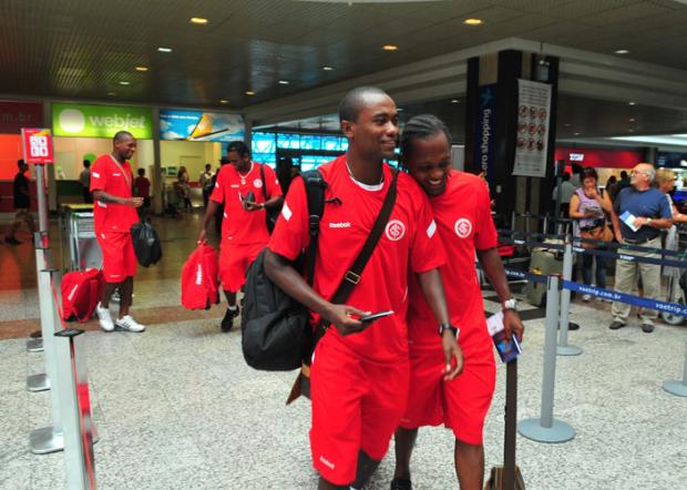Voo fretado do Inter para o Equador atrasa Fernando Gomes/ Voo fretado do Inter para o Equador atrasa Fernando Gomes/