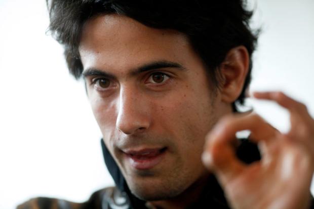 Lucas Di Grassi pronto para sua estreia na Fórmula-1 Divulgação/ Lucas Di Grassi pronto para sua estreia na Fórmula-1 Divulgação/