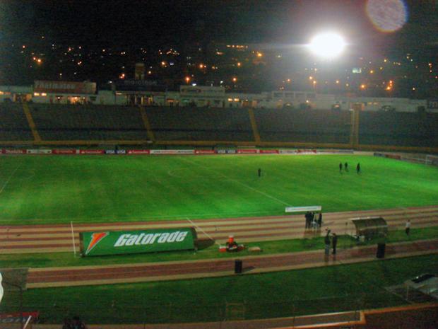 Portões abertos para Deportivo x Inter  Leandro Behs/