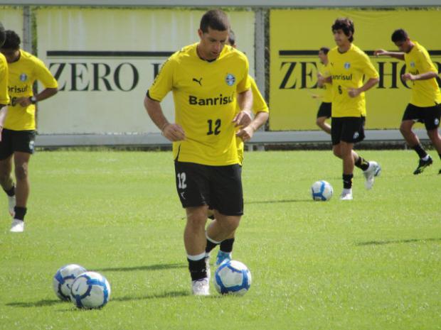 Rochemback volta aos treinos no Grêmio Tatiana Lopes/ Rochemback volta aos treinos no Grêmio Tatiana Lopes/