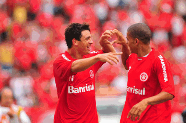 Giuliano: O momento do Grêmio é melhor Fernando Gomes/clicRBS Giuliano: O momento do Grêmio é melhor Fernando Gomes/clicRBS