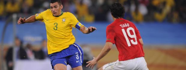 Cotação da Jabulani: como foram os brasileiros contra o Chile Fabrice Coffrini,AFP / Cotação da Jabulani: como foram os brasileiros contra o Chile Fabrice Coffrini,AFP /