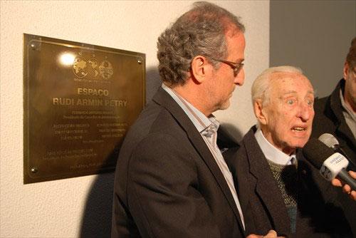 Grêmio inaugura espaço Rudi Armin Petry divulgação/site Grêmio / Grêmio inaugura espaço Rudi Armin Petry divulgação/site Grêmio /