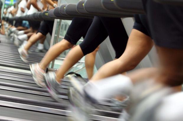Esteira reduz impacto nas articulações e aumenta resistência muscular Stock Photos, Divulgação/