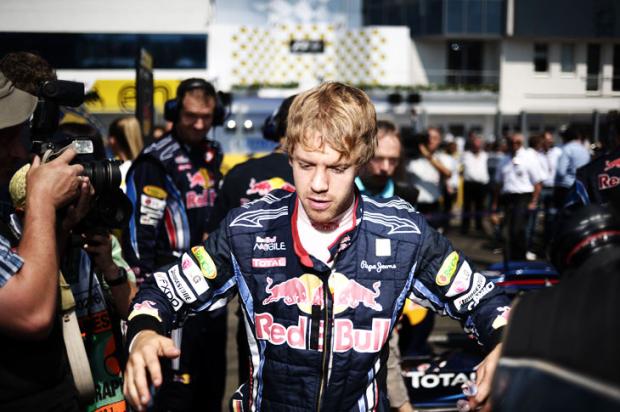 Vettel promete aprender com os erros de 2010 Fred Dufour, AFP/ Vettel promete aprender com os erros de 2010 Fred Dufour, AFP/