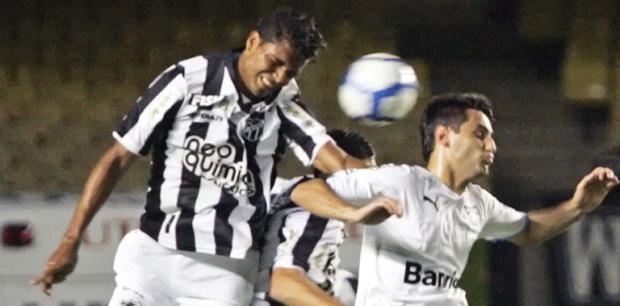 Grêmio joga mal e perde para o Ceará pelo Brasileirão LC Moreira, LancePress/ Grêmio joga mal e perde para o Ceará pelo Brasileirão LC Moreira, LancePress/