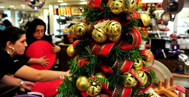 Agência oferece treinamento para interessados em trabalhar como Papai Noel no comércio Diego Vara/ Agência oferece treinamento para interessados em trabalhar como Papai Noel no comércio Diego Vara/